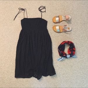 Gap Size 2 Navy Eyelet Dress